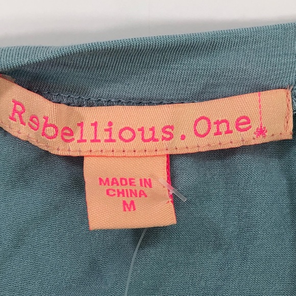 Rebellious One Embroidered Fruit Graphic Tee M - Picture 4 of 8